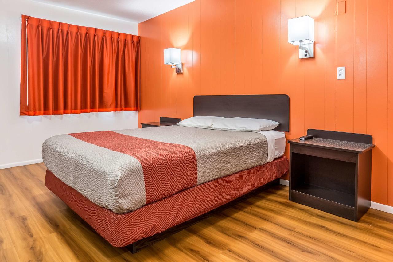 Motel 6 Tremonton, Utah エクステリア 写真