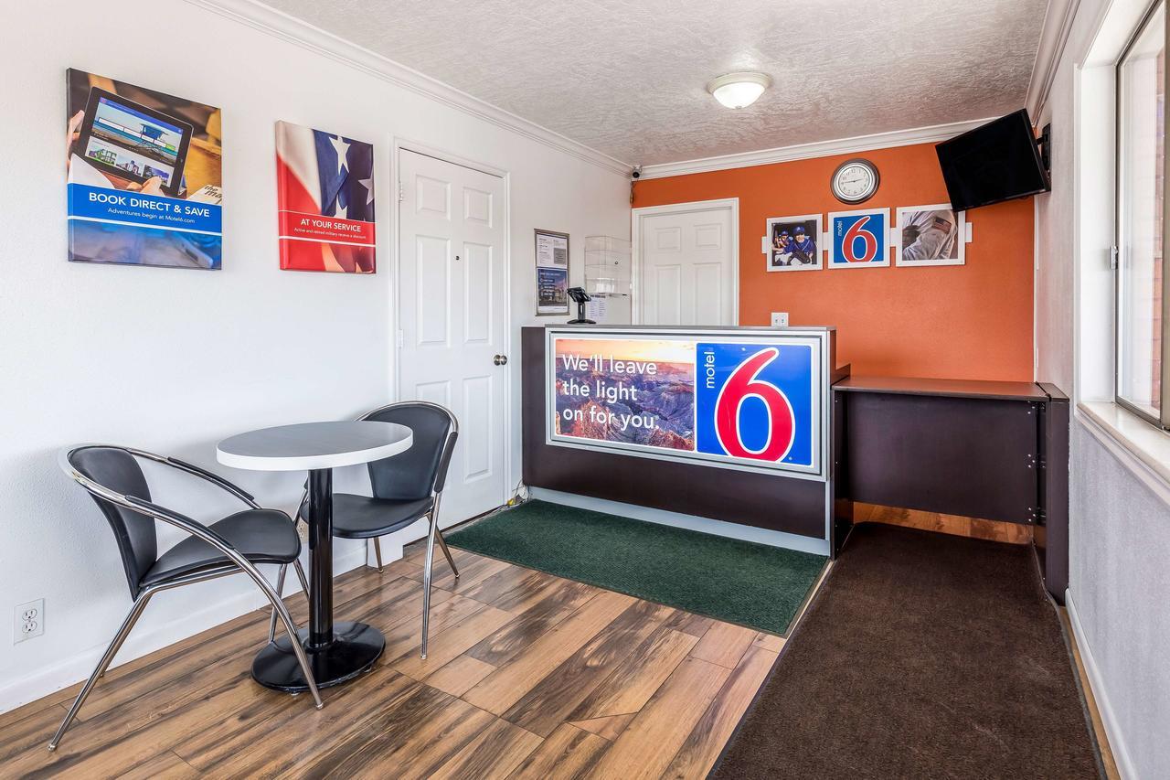 Motel 6 Tremonton, Utah エクステリア 写真