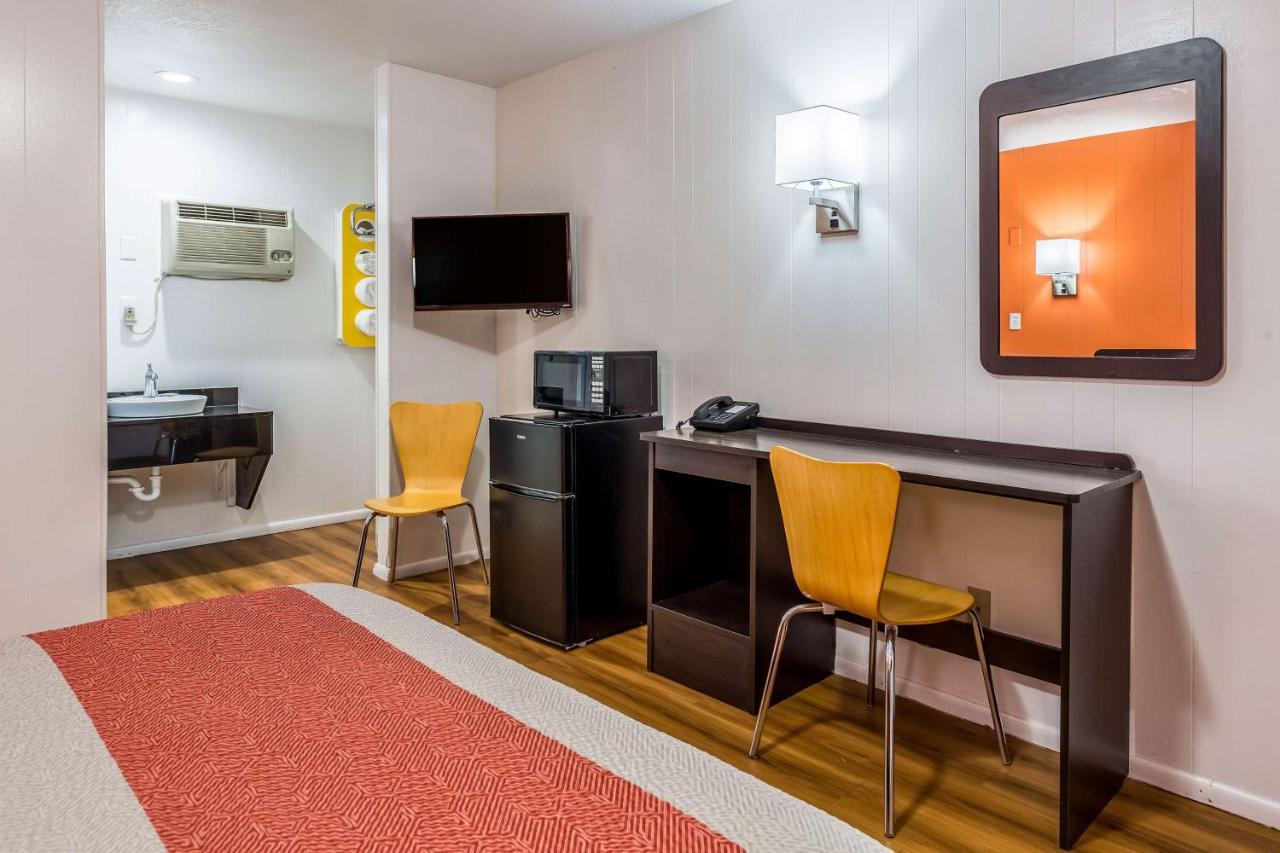 Motel 6 Tremonton, Utah エクステリア 写真